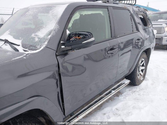 12494197 :رقم المزاد ، JTERU5JR3N6011161 vin ، 2022 Toyota 4runner Sr5 Premium/trd Sport/trd Off Road/trd Off Road Premium/trd Pro مزاد بيع