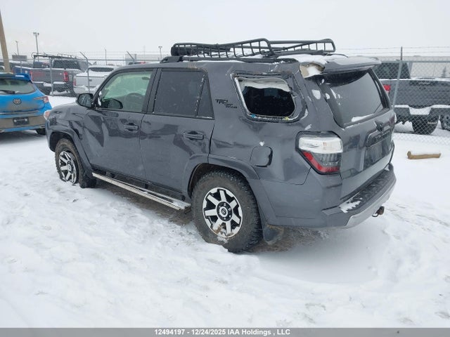 12494197 :رقم المزاد ، JTERU5JR3N6011161 vin ، 2022 Toyota 4runner Sr5 Premium/trd Sport/trd Off Road/trd Off Road Premium/trd Pro مزاد بيع