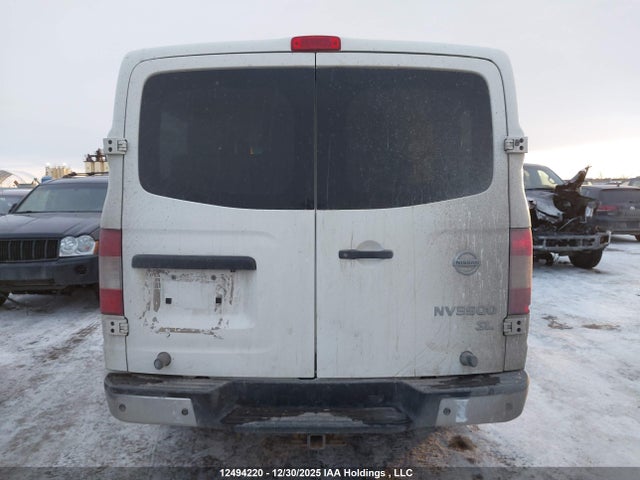5BZAF0AA2HN850656 Nissan Nv 3500 S/3500 Sv/3500 Sl
