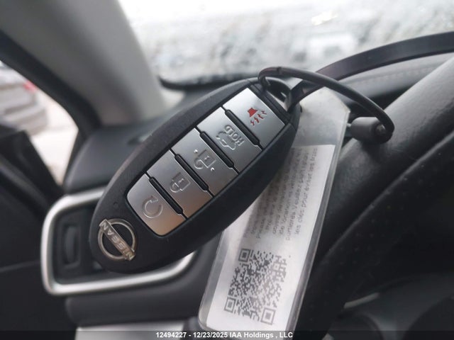 1N4AA6DV1PC510110 Nissan MAXIMA SL