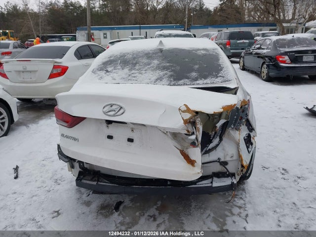 KMHD84LF1JU689912 Hyundai ELANTRA GL
