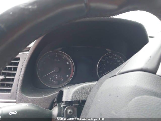 KMHD84LF1JU689912 Hyundai ELANTRA GL