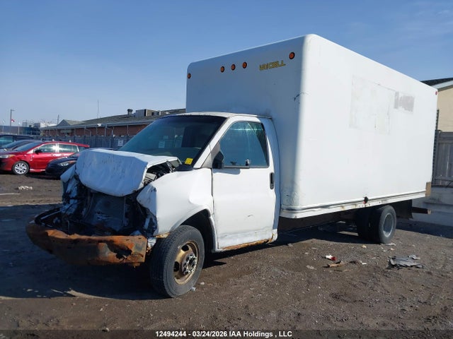 12494244 :رقم المزاد ، 1GDJG31U471173863 vin ، 2007 Gmc 24 Foot Van 3500 Cutaway مزاد بيع