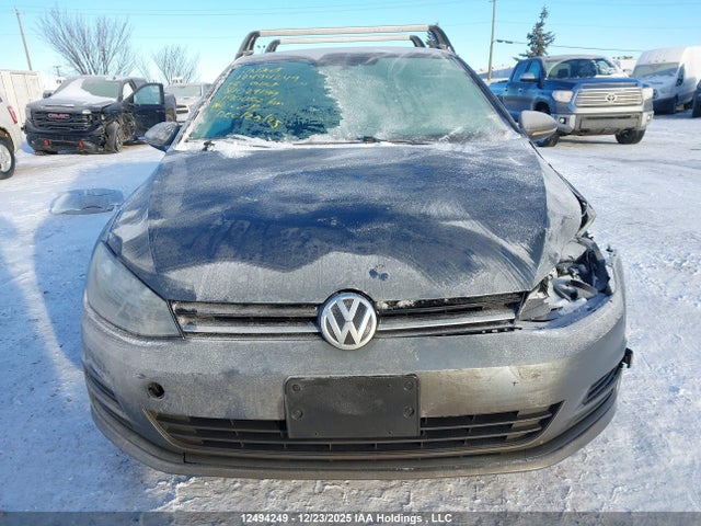 3VW817AU3FM027139 Volkswagen Golf