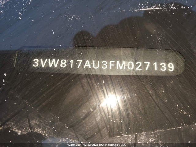 3VW817AU3FM027139 Volkswagen Golf
