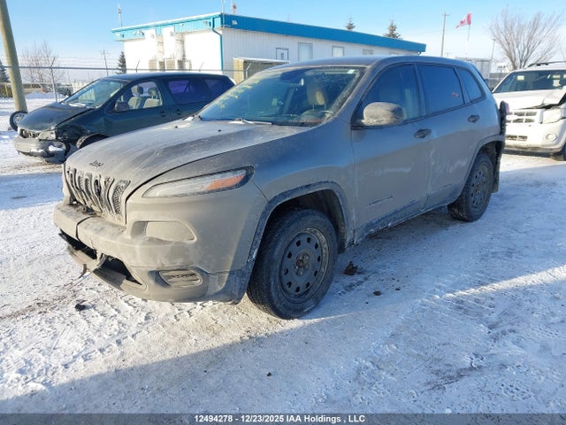 1C4PJMAS9GW323585 Jeep Cherokee Sport