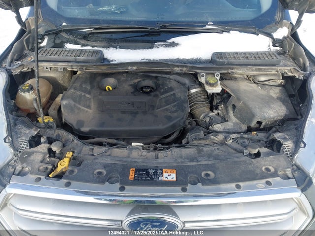 1FMCU9G9XHUB07213 Ford ESCAPE SE