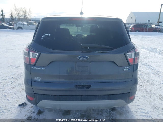 1FMCU9G9XHUB07213 Ford ESCAPE SE