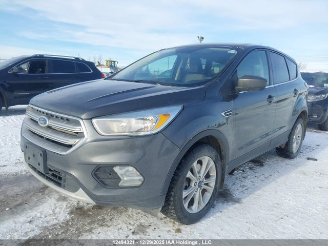 1FMCU9G9XHUB07213 Ford ESCAPE SE