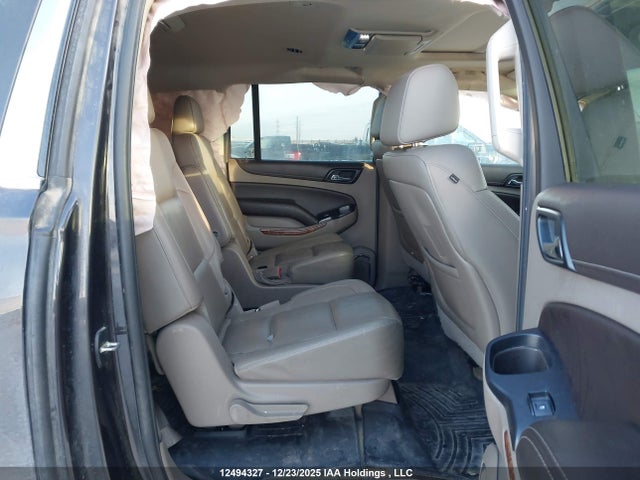 2015 Chevrolet Suburban 1500 Ltz მანქანა იყიდება აუქციონზე, vin: 1GNSKKKC3FR567966, აუქციონის ნომერი: 12494327