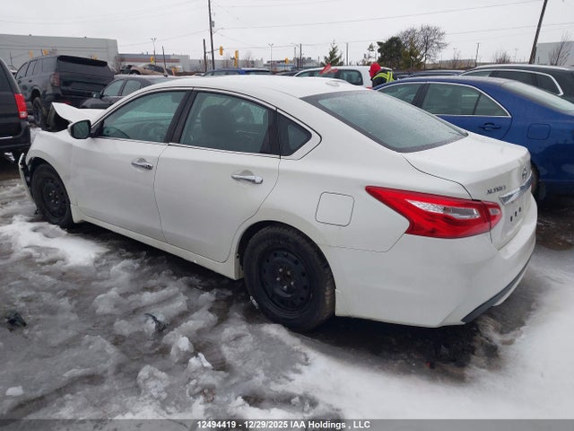 2016 Nissan Altima 2.5/2.5 S/2.5 Sl Tech/2.5 Sr/2.5 Sv მანქანა იყიდება აუქციონზე, vin: 1N4AL3AP7GN338698, აუქციონის ნომერი: 12494419