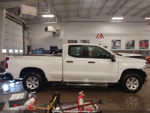 12494443 :رقم المزاد ، 1GCRDAED0RZ173572 vin ، 2024 Chevrolet Silverado K1500 مزاد بيع