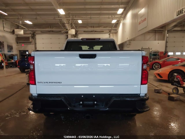 12494443 :رقم المزاد ، 1GCRDAED0RZ173572 vin ، 2024 Chevrolet Silverado K1500 مزاد بيع