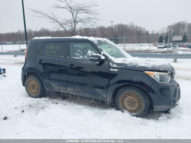 12494446 :رقم المزاد ، KNDJN2A26F7205338 vin ، 2015 Kia Soul مزاد بيع