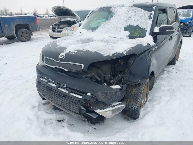 12494446 :رقم المزاد ، KNDJN2A26F7205338 vin ، 2015 Kia Soul مزاد بيع