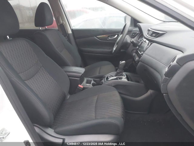 5N1AT2MT8JC781440 Nissan Rogue S/sl