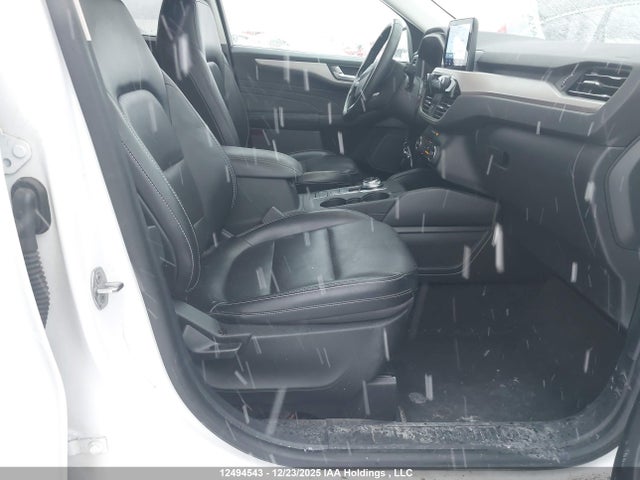 1FMCU9H64MUA41305 Ford ESCAPE SEL