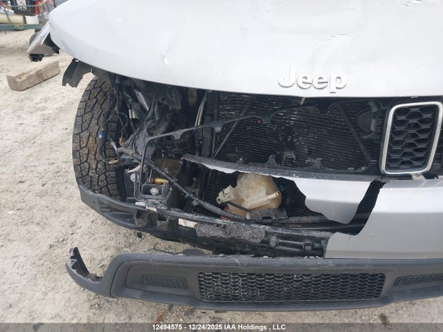 1C4RJFAG7LC247716 Jeep Grand Cherokee Laredo