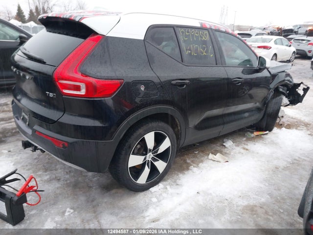 YV4162UK4K2127526 Volvo Xc40 T5 Momentum