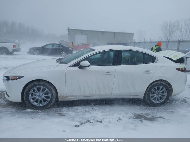 JM1BPACM7S1793416 Mazda 3 Preferred