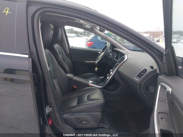 YV440MRK7H2214865 Volvo Xc60 T5/premier