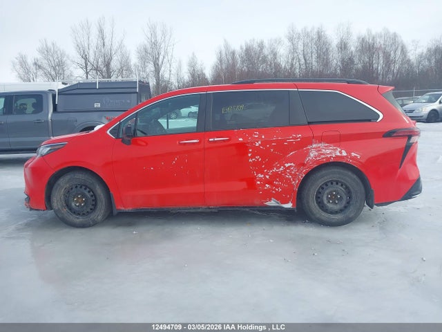 5TDGSKFC7MS033389 Toyota Sienna