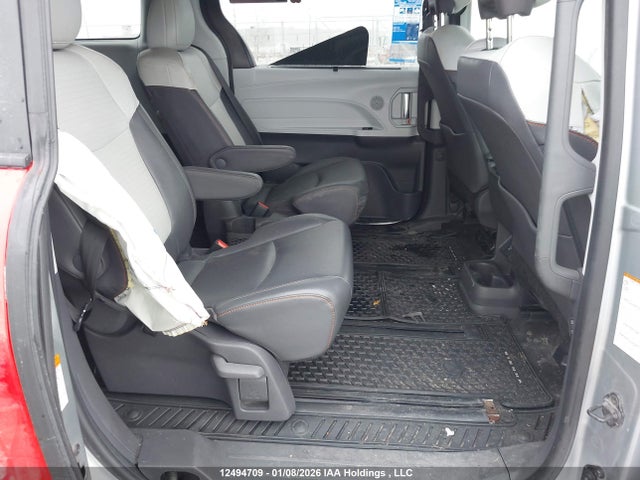 5TDGSKFC7MS033389 Toyota Sienna
