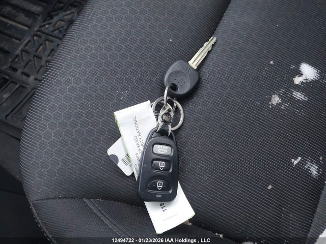 KMHD84LF1HU431593 Hyundai ELANTRA GL