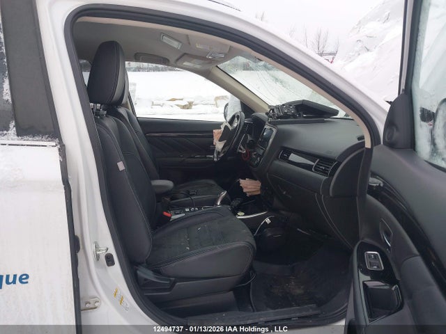 JA4J24A59JZ605206 Mitsubishi Outlander Se/gt
