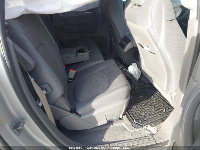 Chevrolet Traverse Ls 2017 1GNKRFED6HJ328758 Image 8