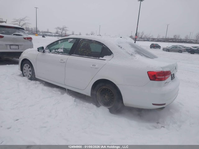 3VW2K7AJ2FM427640 Volkswagen JETTA S