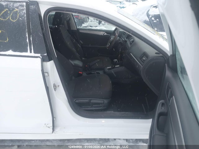 3VW2K7AJ2FM427640 Volkswagen JETTA S