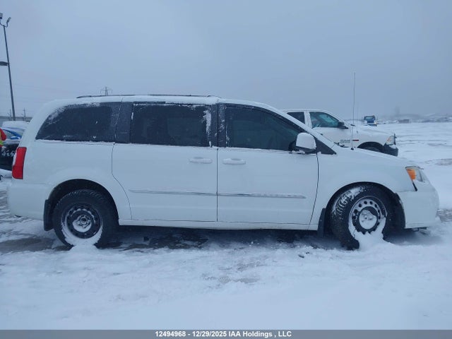 2C4RC1BG8ER336099 Chrysler Town &amp; Country Touring