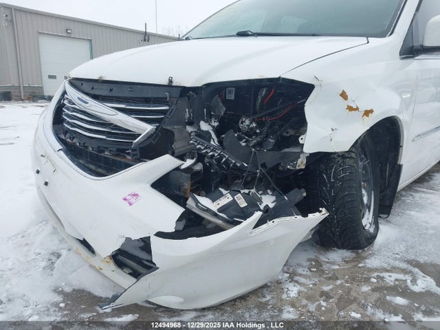 2C4RC1BG8ER336099 Chrysler Town &amp; Country Touring