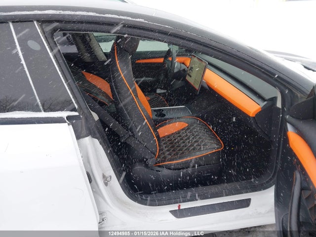 5YJ3E1EA8NF320245 Tesla MODEL 3