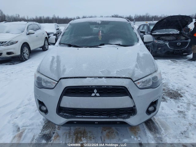 12494986 :رقم المزاد ، 4A4AJ3AU8FE608552 vin ، 2015 Mitsubishi Rvr Se مزاد بيع