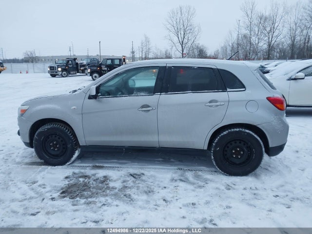 12494986 :رقم المزاد ، 4A4AJ3AU8FE608552 vin ، 2015 Mitsubishi Rvr Se مزاد بيع
