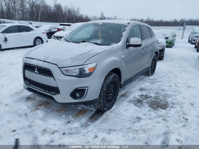 12494986 :رقم المزاد ، 4A4AJ3AU8FE608552 vin ، 2015 Mitsubishi Rvr Se مزاد بيع
