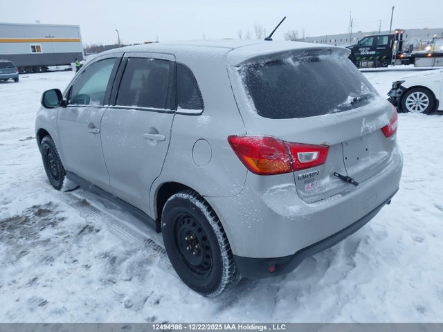 12494986 :رقم المزاد ، 4A4AJ3AU8FE608552 vin ، 2015 Mitsubishi Rvr Se مزاد بيع