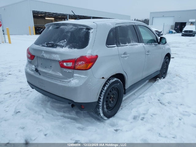12494986 :رقم المزاد ، 4A4AJ3AU8FE608552 vin ، 2015 Mitsubishi Rvr Se مزاد بيع