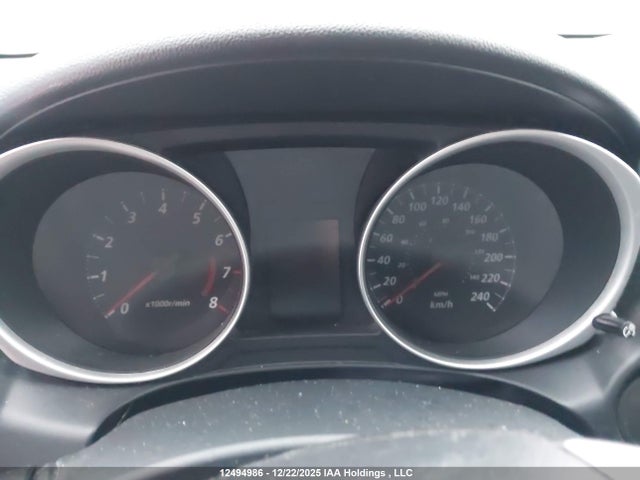 12494986 :رقم المزاد ، 4A4AJ3AU8FE608552 vin ، 2015 Mitsubishi Rvr Se مزاد بيع