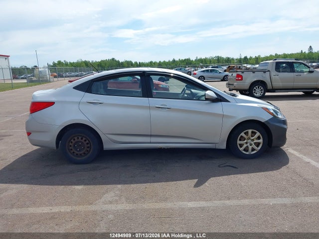 12494989 :رقم المزاد ، KMHCT4AE8CU255266 vin ، 2012 Hyundai Accent Gl مزاد بيع