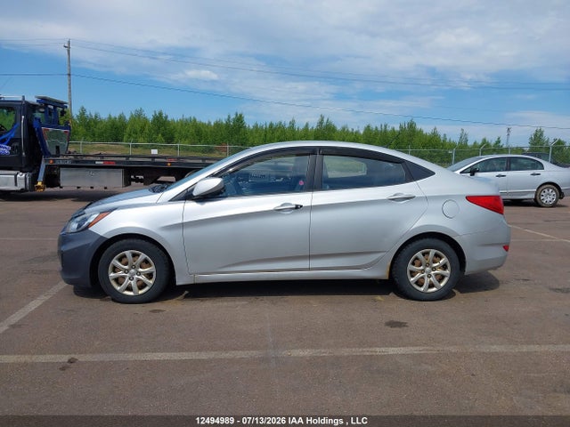 12494989 :رقم المزاد ، KMHCT4AE8CU255266 vin ، 2012 Hyundai Accent Gl مزاد بيع