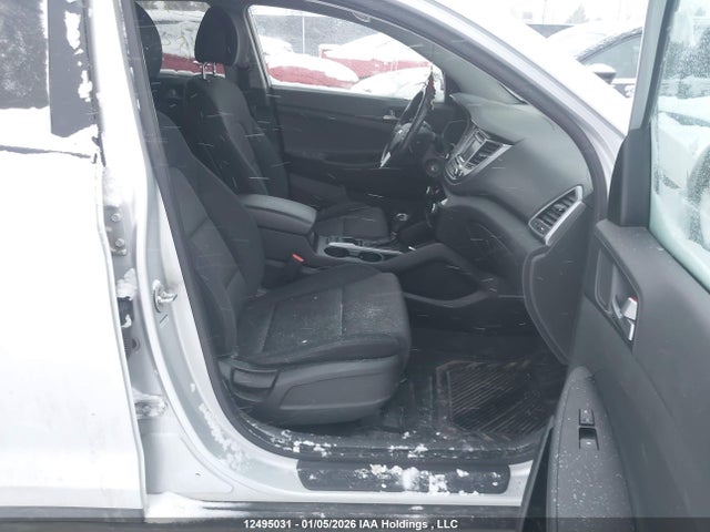 KM8J33A40GU188497 Hyundai Tucson Limited/sport And Eco/se