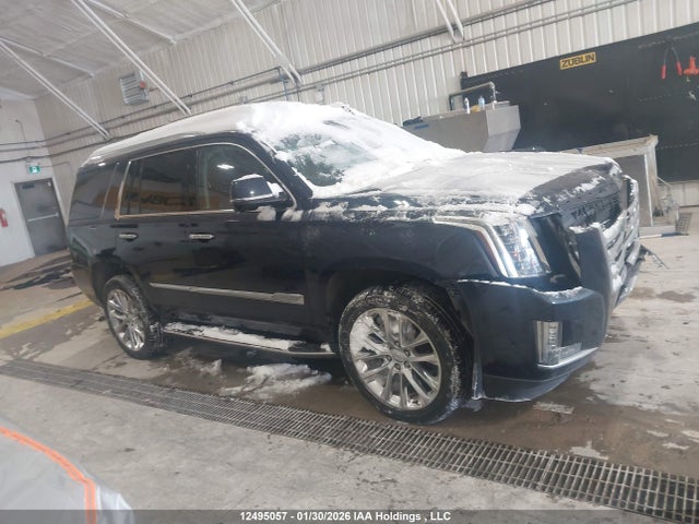 1GYS4CKJXJR122621 Cadillac Escalade Premium Luxury