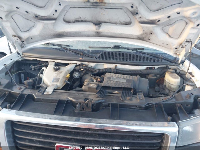 GMC Savana 2500 1wt 2015 1GTW7FCF0F1147186 Image 10
