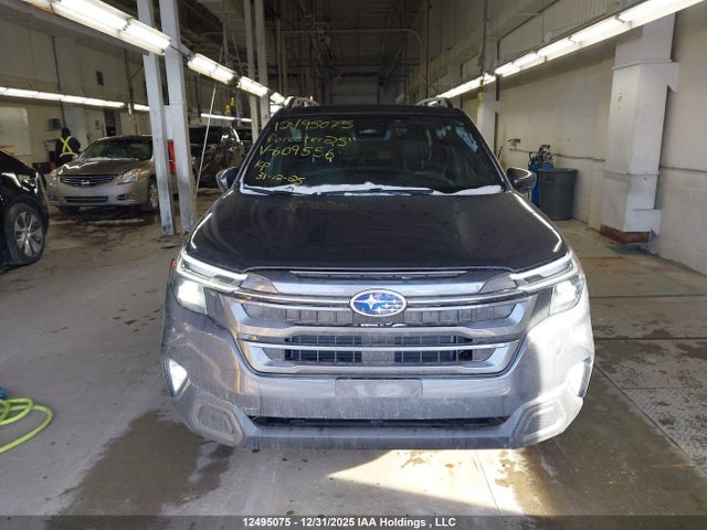 2025 Subaru Forester Limited მანქანა იყიდება აუქციონზე, vin: JF2SLDRC8SH609556, აუქციონის ნომერი: 12495075