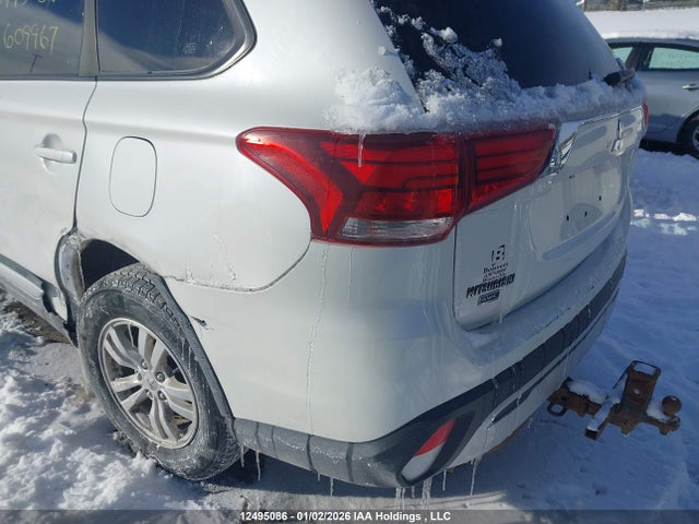 Mitsubishi Outlander Es 2019 JA4AZ2A30KZ609967 Image 20