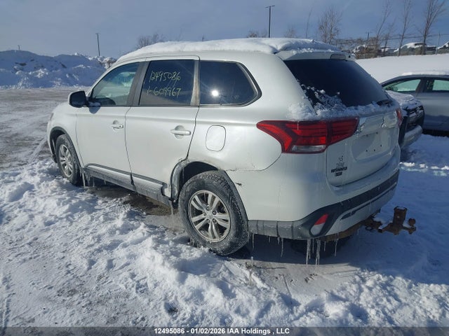 Mitsubishi Outlander Es 2019 JA4AZ2A30KZ609967 Image 3
