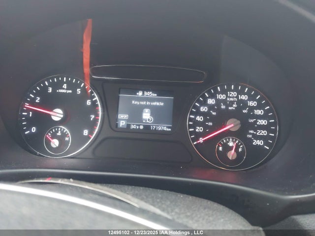 5XYPHDA3XKG593242 KIA SORENTO EX